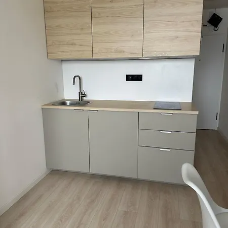 Апартаменты Stylish Right In The Heart Of *